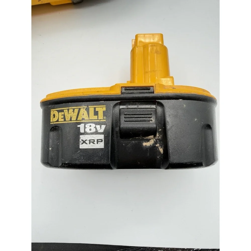 DEWALT DW938 18V Cordless Reciprocating Saw + DC9096 18v XRP Battery SEE VIDEO!